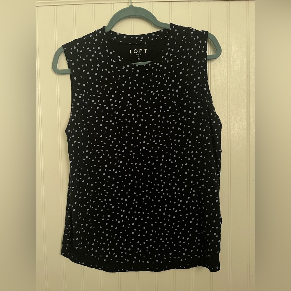 Loft sleeveless poka dot blouse